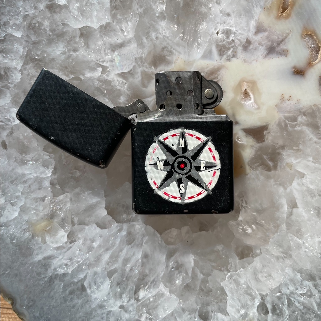 Vintage Matte Black Compass Design Lighter